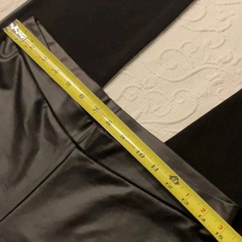 CLARA SUNWOO Black Faux Leather/Fabric Pants. Large. NWOT